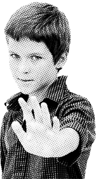 Schwarzweiss Foto von Kind, welches seine Hand ausstreckt um zum Aufhören auffordert